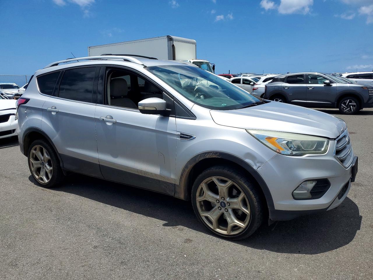 2017 FORD ESCAPE TITANIUM photo 4