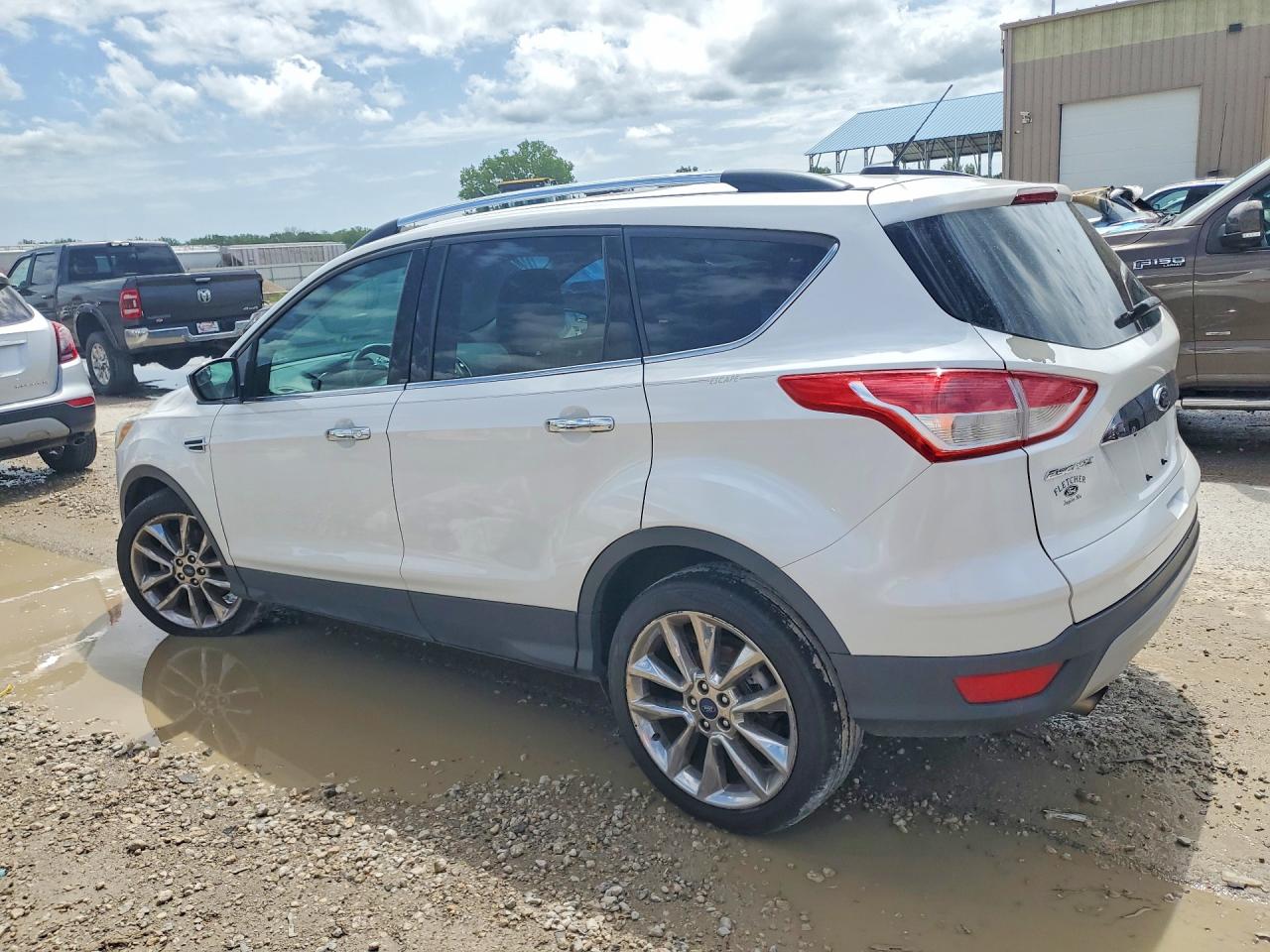 2016 FORD ESCAPE SE photo 4