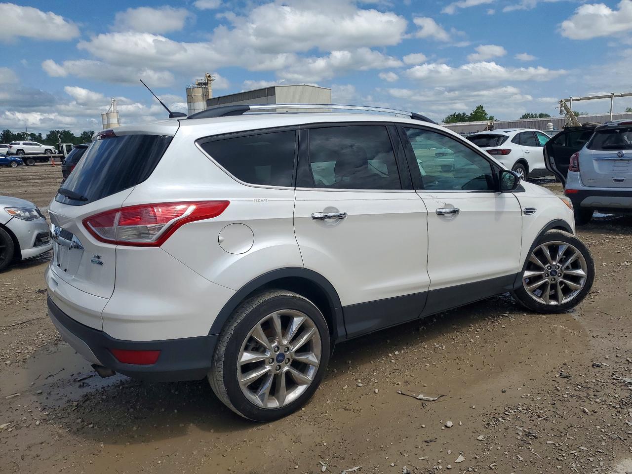 2016 FORD ESCAPE SE photo 7
