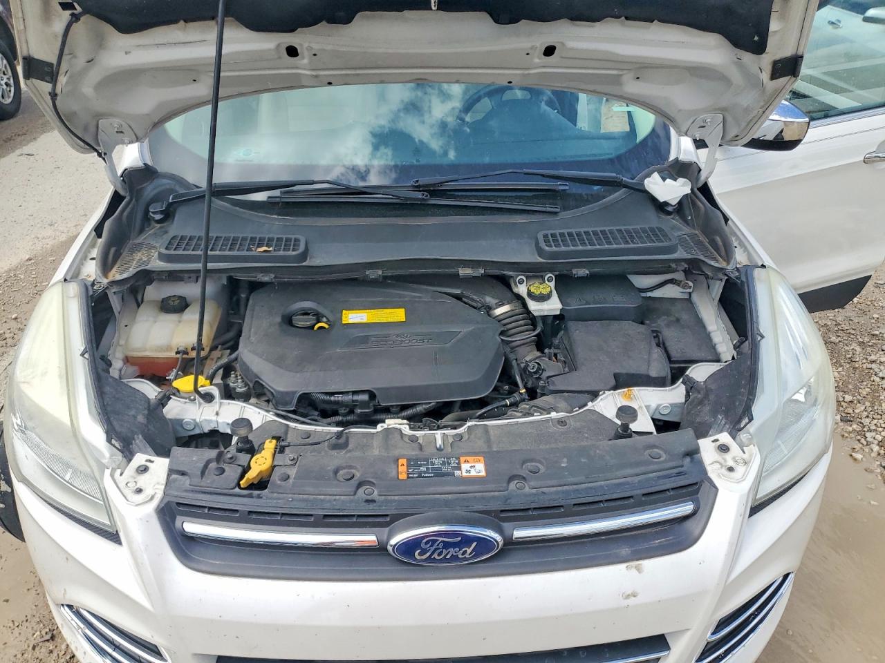 2016 FORD ESCAPE SE photo 34