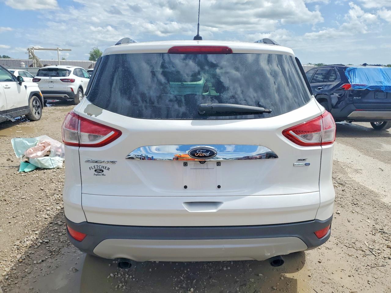 2016 FORD ESCAPE SE photo 16