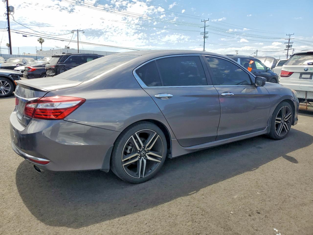 2016 HONDA ACCORD SPORT photo 5