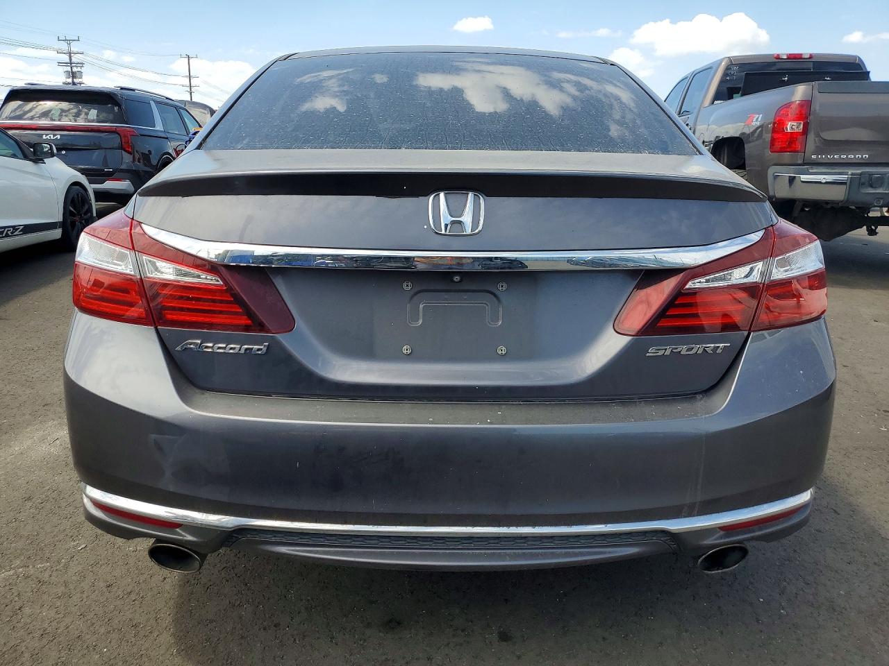 2016 HONDA ACCORD SPORT photo 11