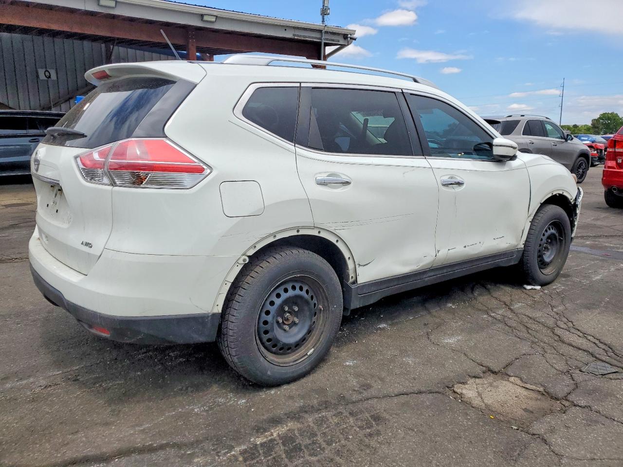 2016 NISSAN ROGUE S photo 5