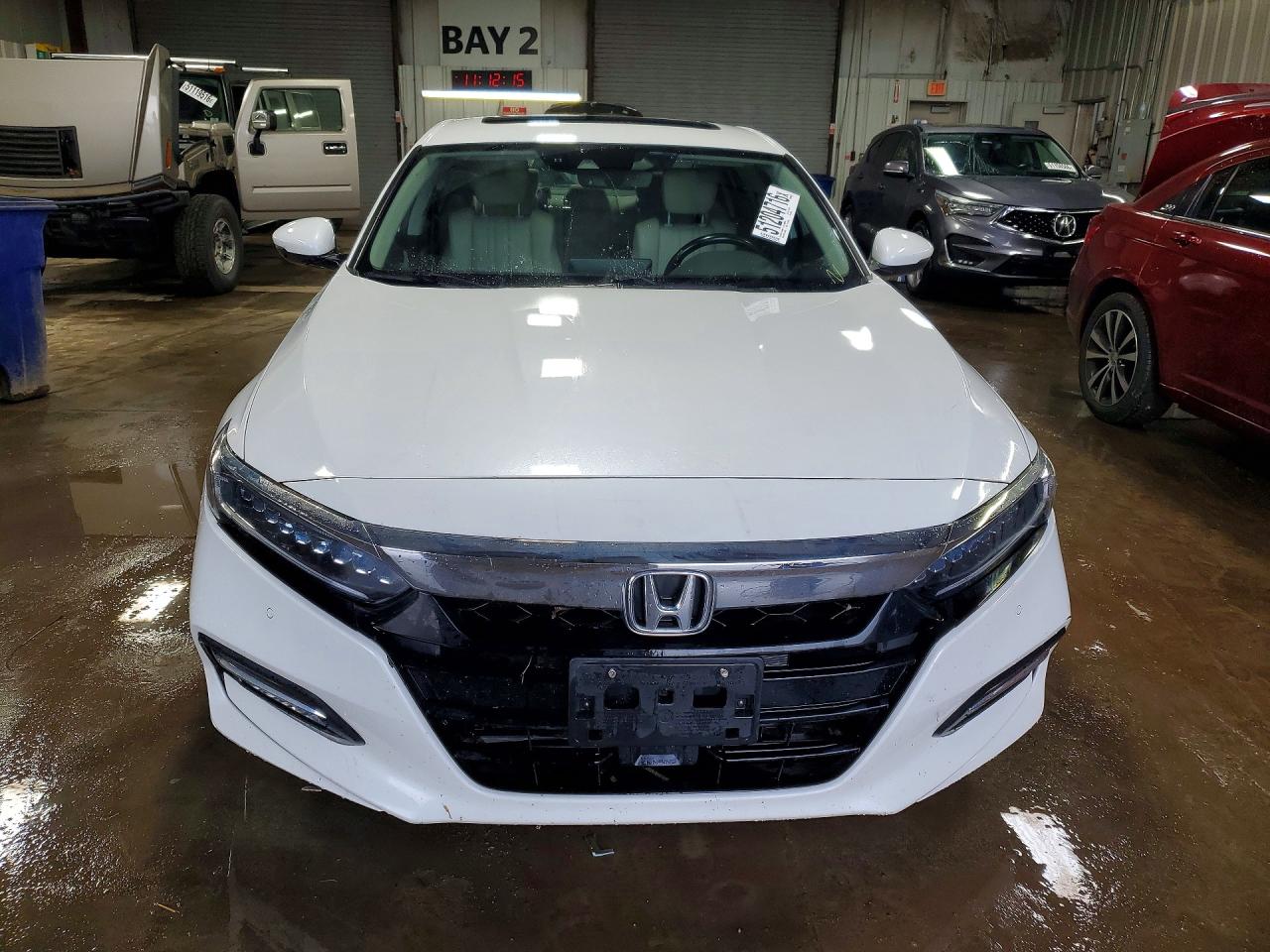 2020 HONDA ACCORD TOURING HYBRID photo 9