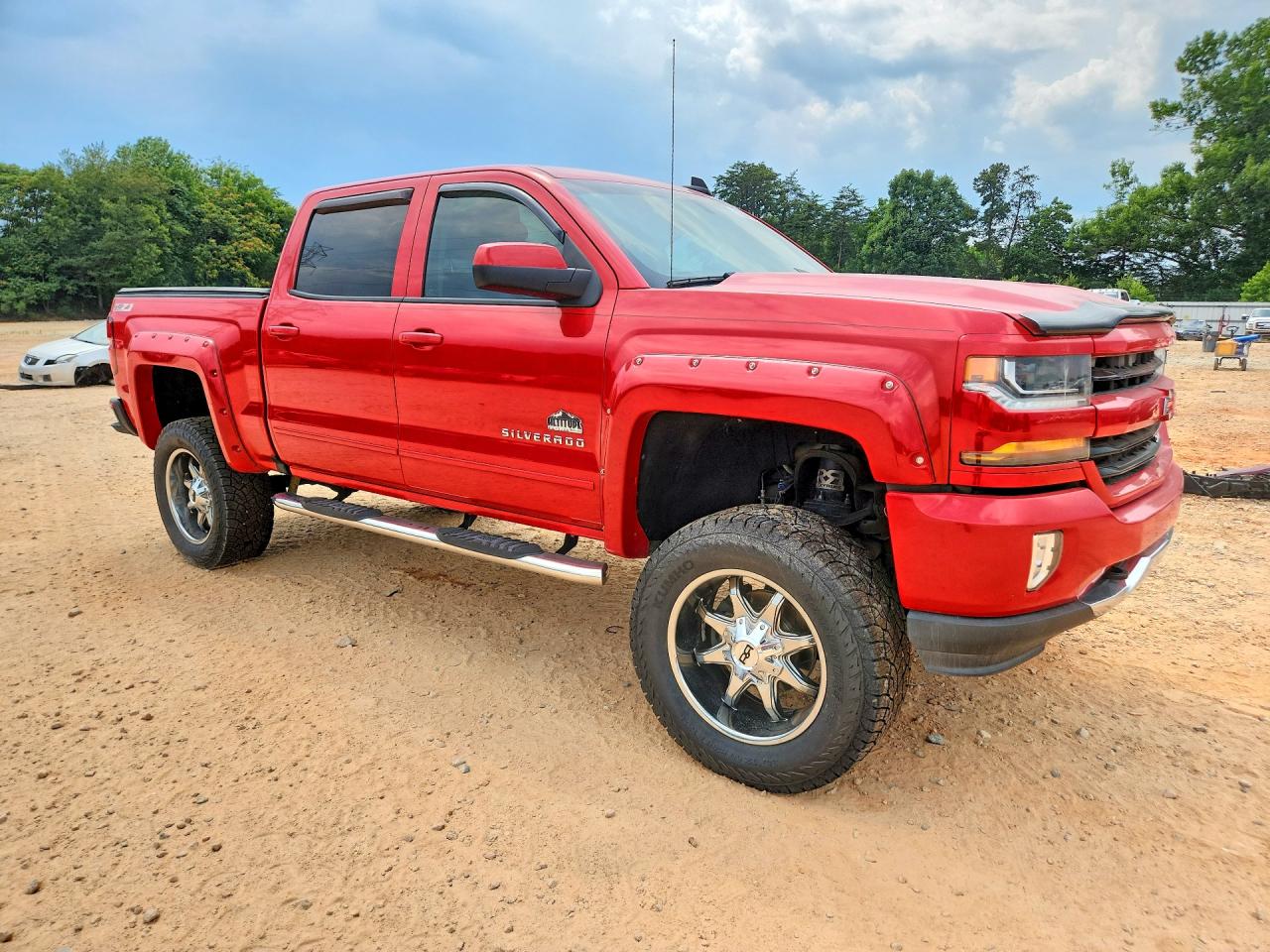 2016 CHEVROLET SILVERADO K1500 LT photo 4