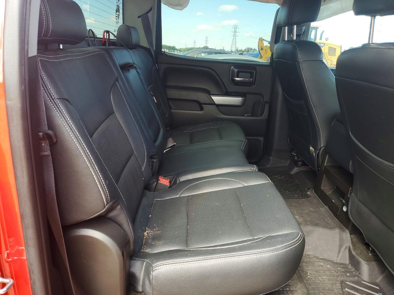 2016 CHEVROLET SILVERADO K1500 LT photo 10