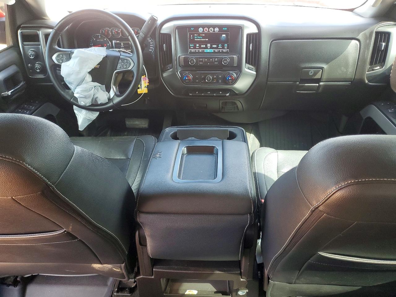 2016 CHEVROLET SILVERADO K1500 LT photo 8