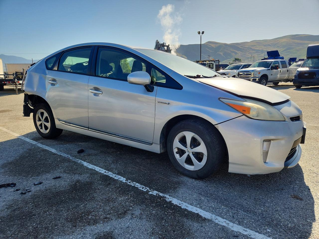 2013 TOYOTA PRIUS TWO photo 7
