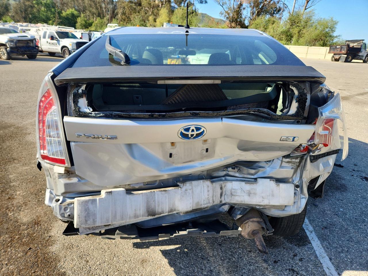 2013 TOYOTA PRIUS TWO photo 11