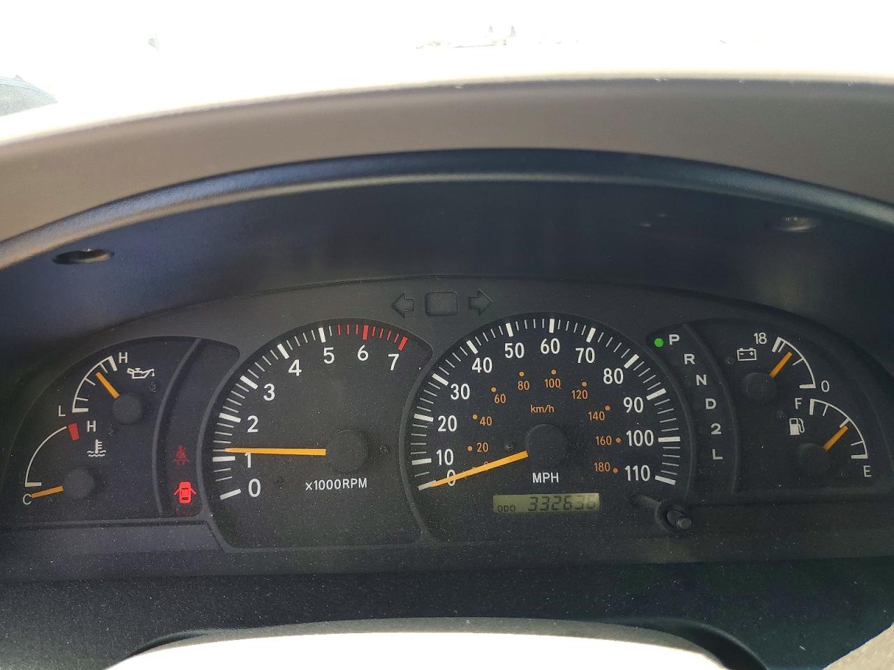 2001 TOYOTA TUNDRA SR5 photo 25