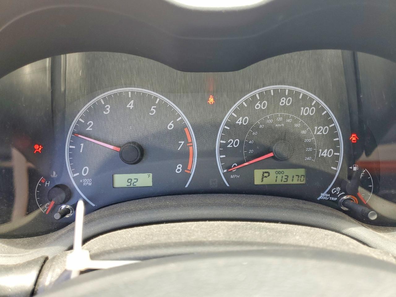 2013 TOYOTA COROLLA L photo 17