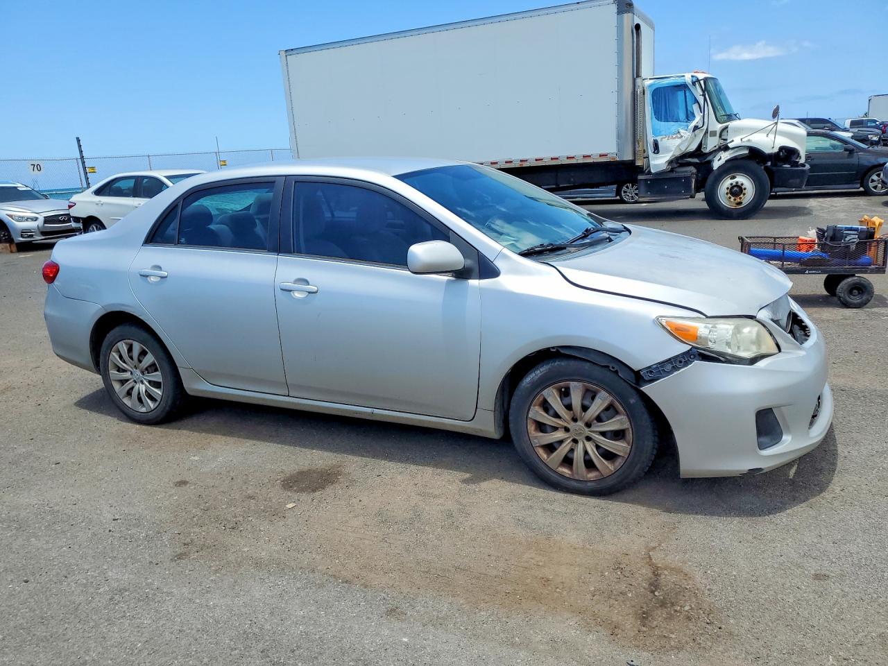 2013 TOYOTA COROLLA L photo 7