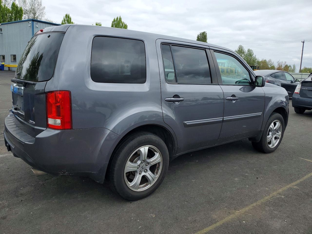 2015 HONDA PILOT EXL photo 5