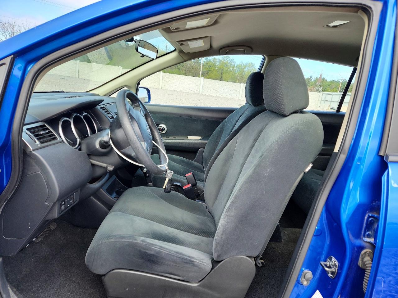 2011 NISSAN VERSA 1.8 S photo 19
