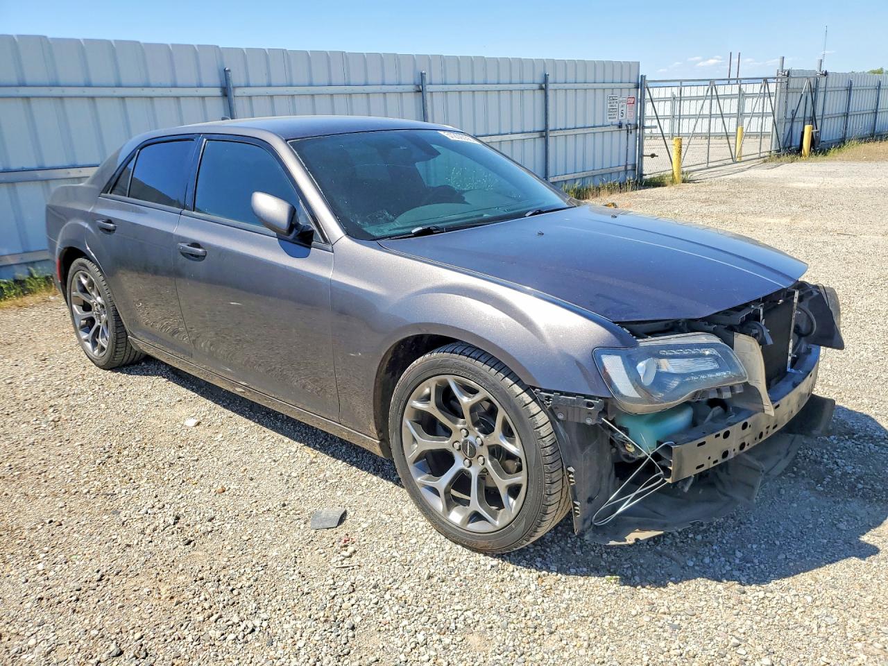 2015 CHRYSLER 300 S photo 4