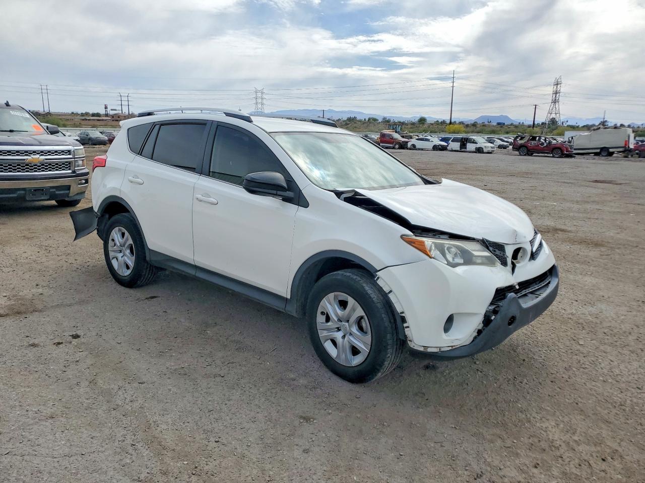 2015 TOYOTA RAV4 LE photo 7