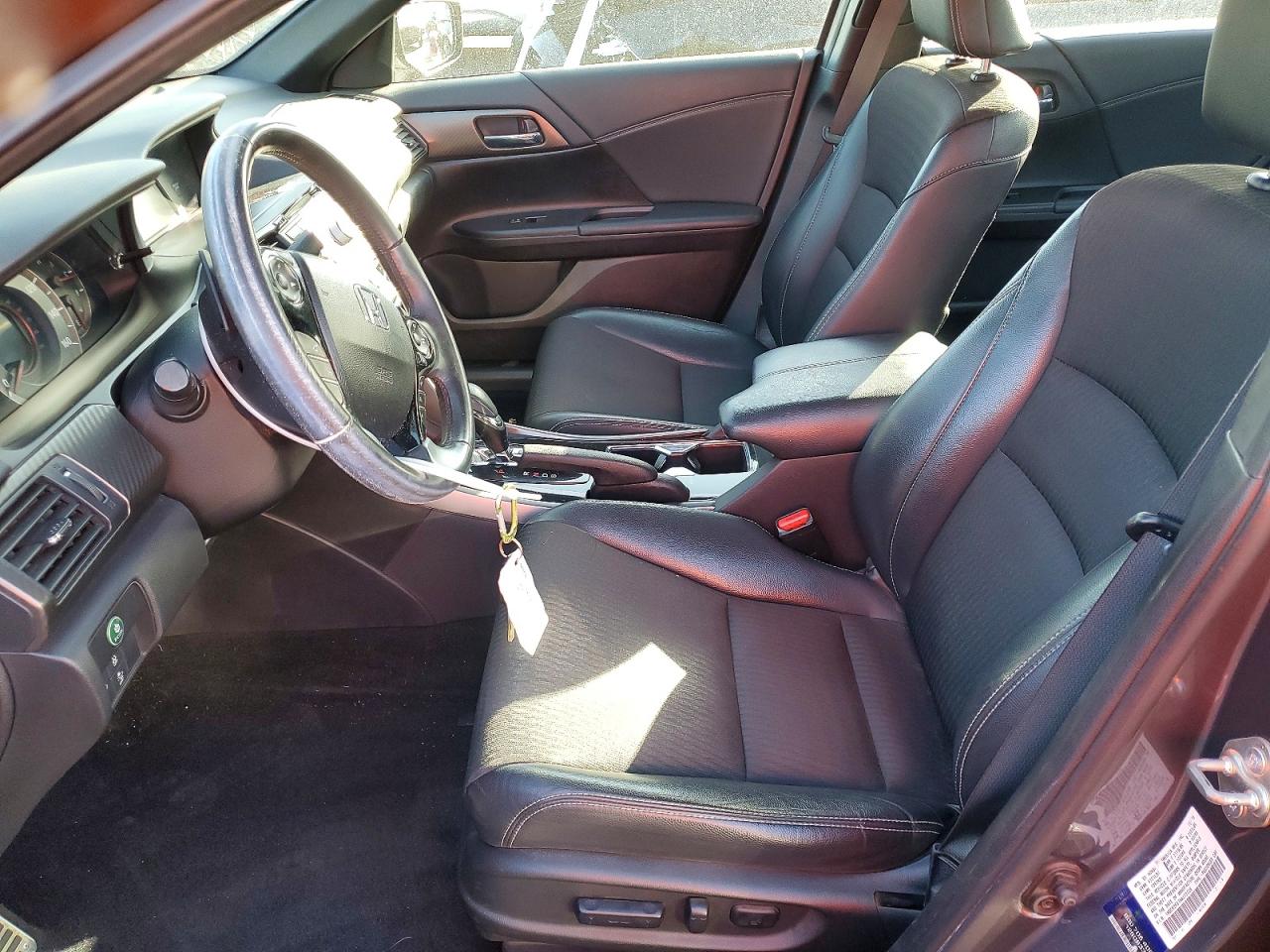 2017 HONDA ACCORD SPORT photo 13
