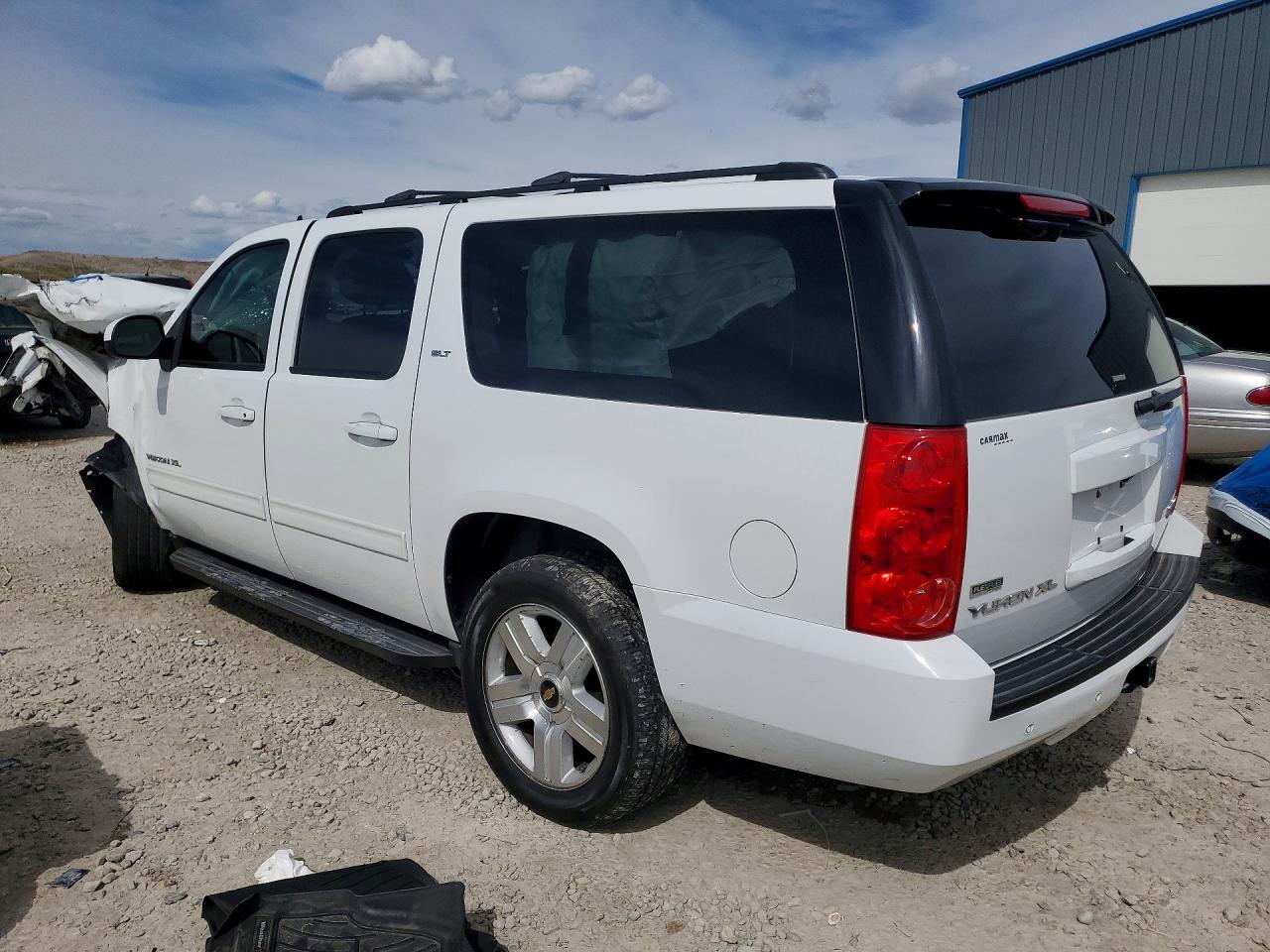 2012 GMC YUKON XL K1500 SLT photo 3
