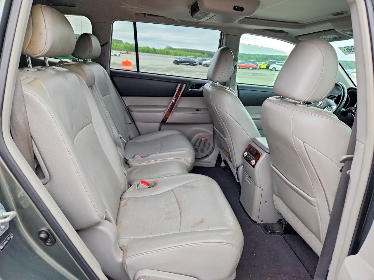 2013 TOYOTA HIGHLANDER LIMITED photo 11