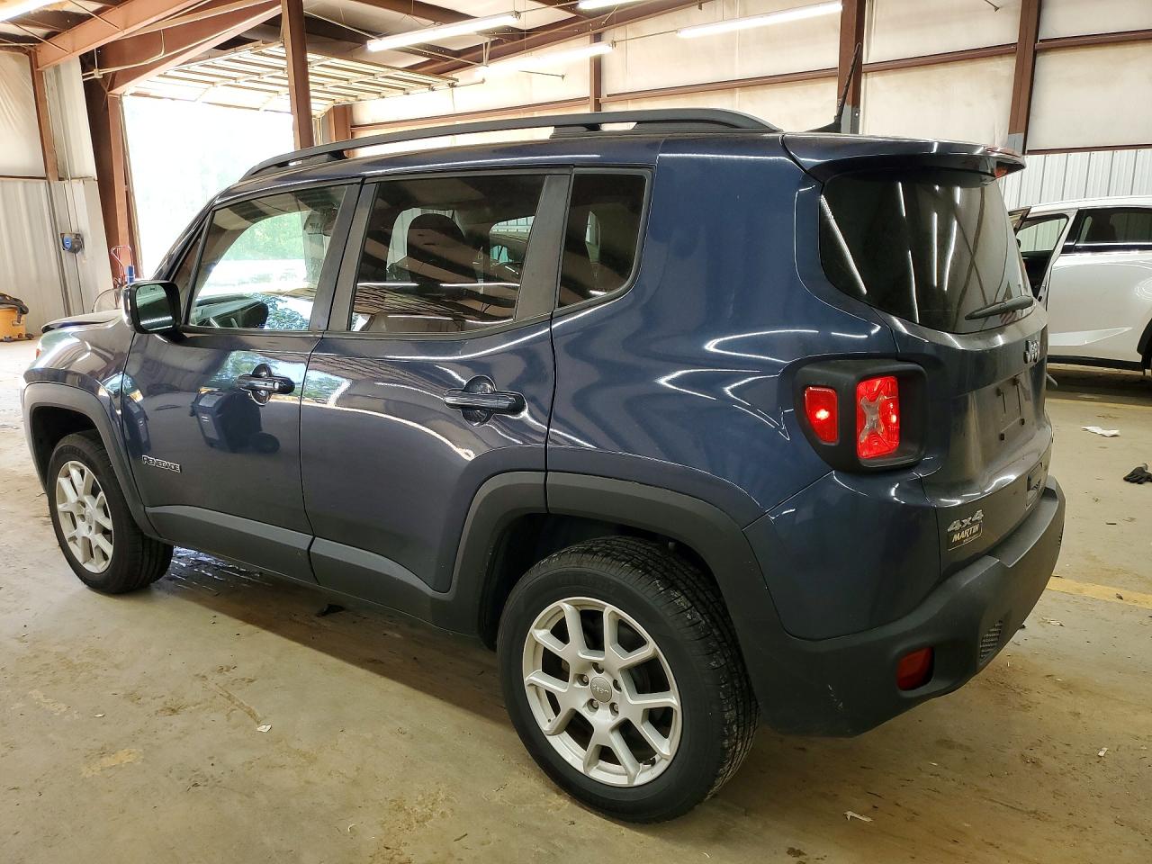 2020 JEEP RENEGADE LATITUDE photo 2