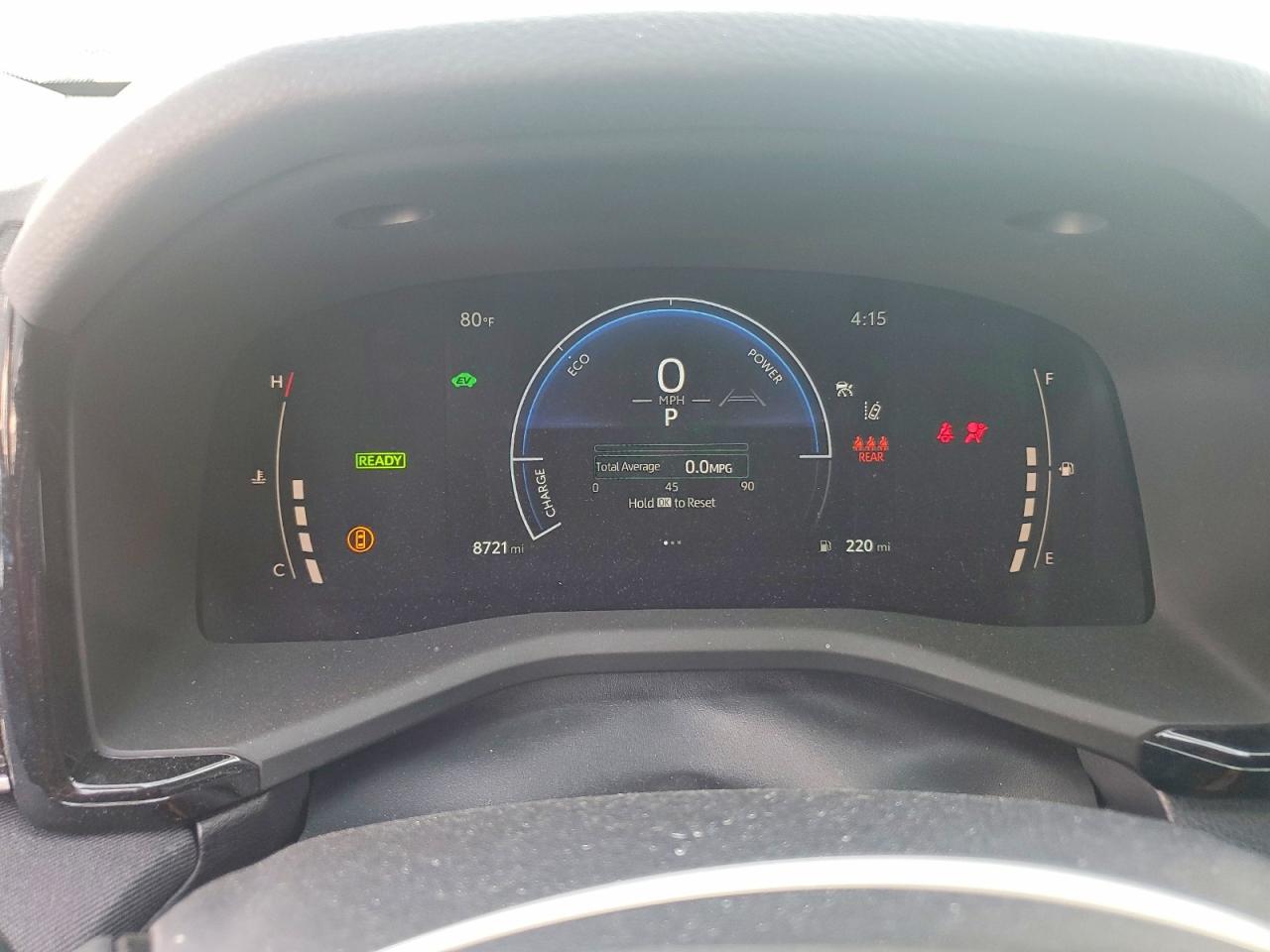 2025 TOYOTA CAMRY LE photo 17