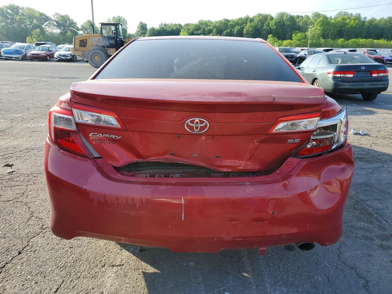 2012 TOYOTA CAMRY SE photo 11