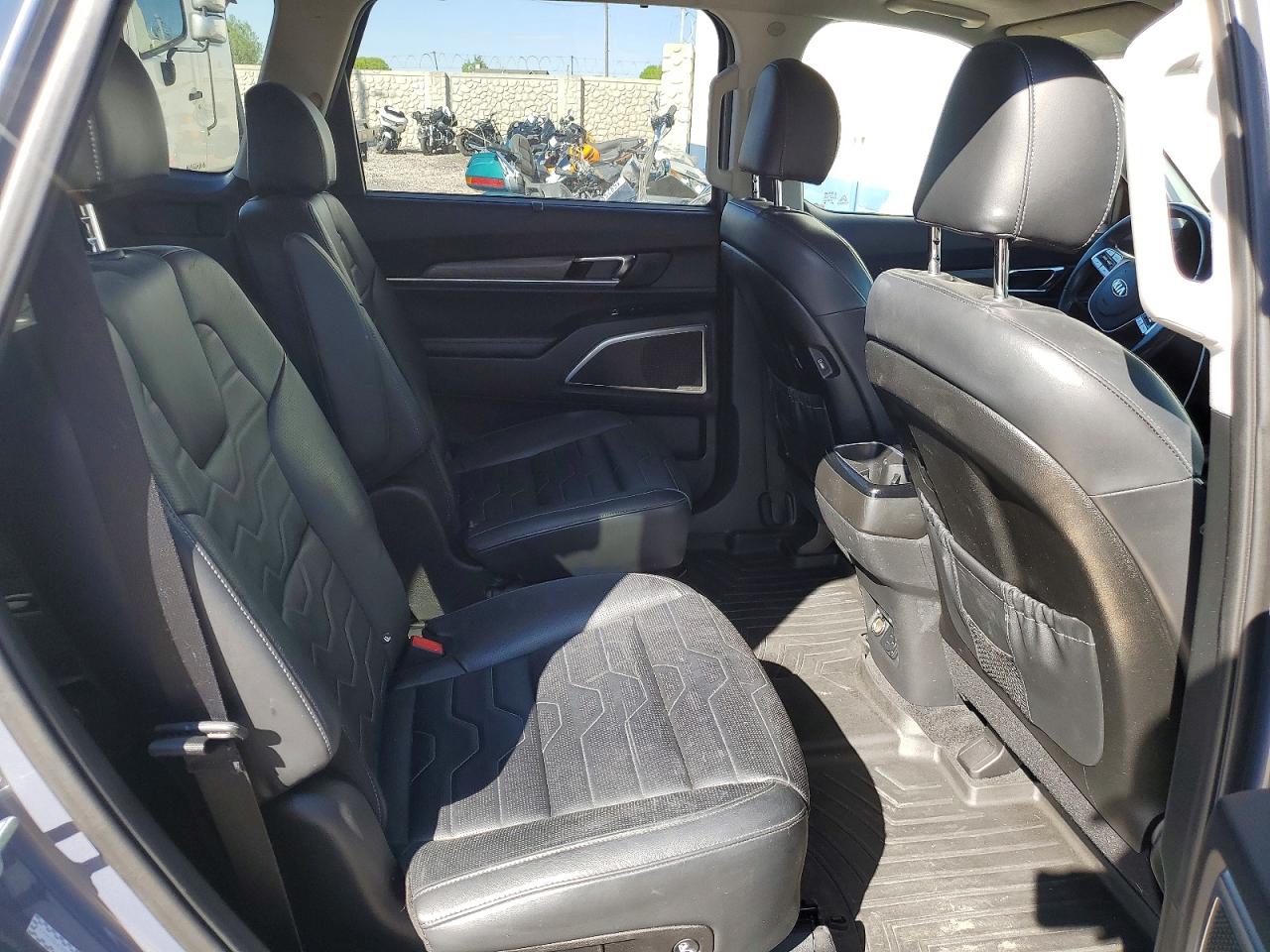 2021 KIA TELLURIDE SX photo 21