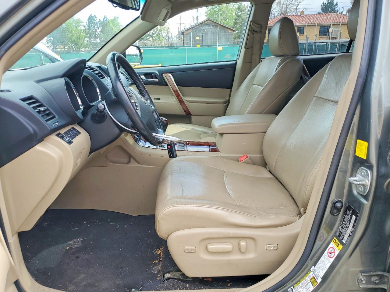 2011 TOYOTA HIGHLANDER LIMITED photo 13