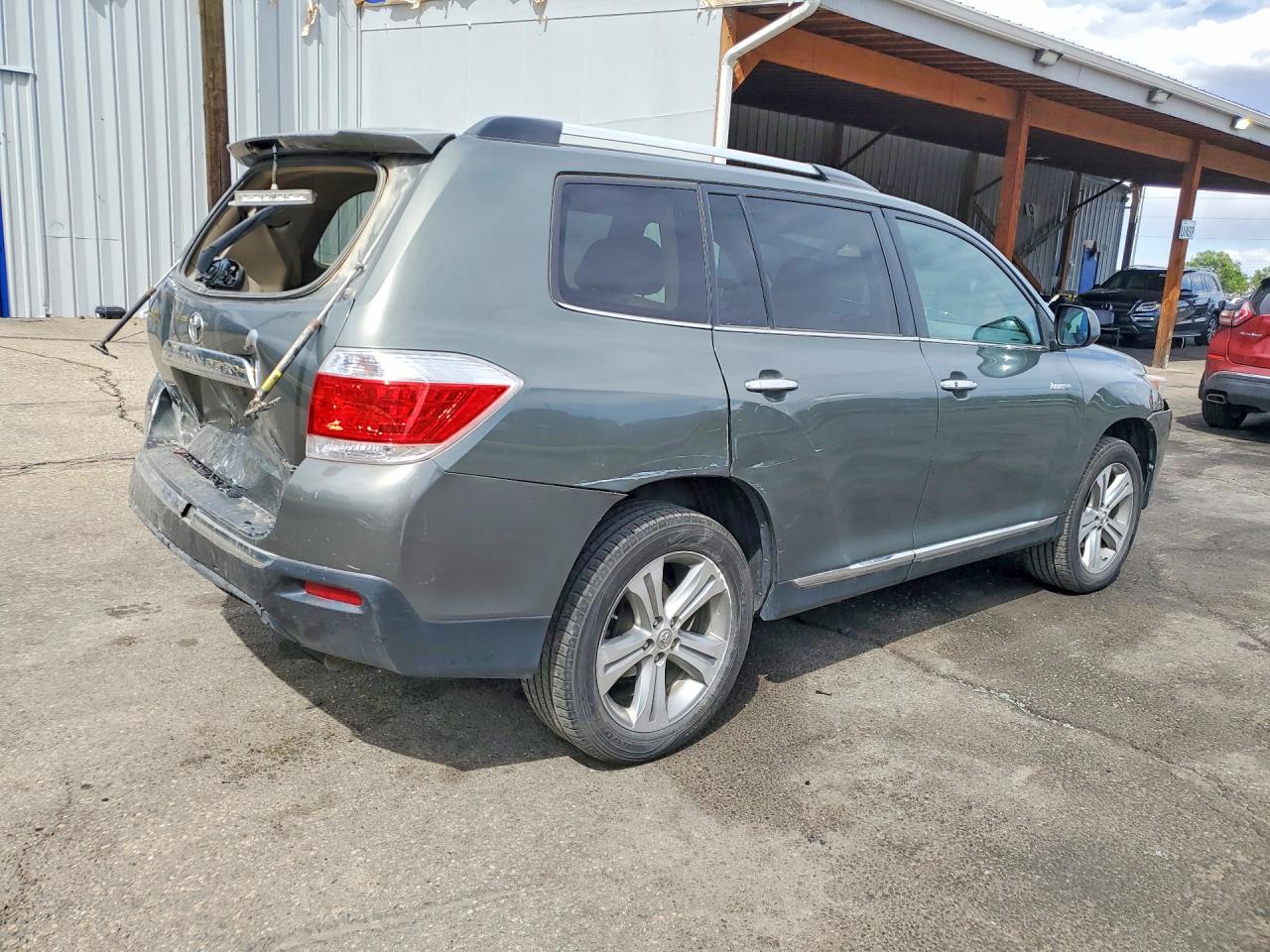 2011 TOYOTA HIGHLANDER LIMITED photo 5