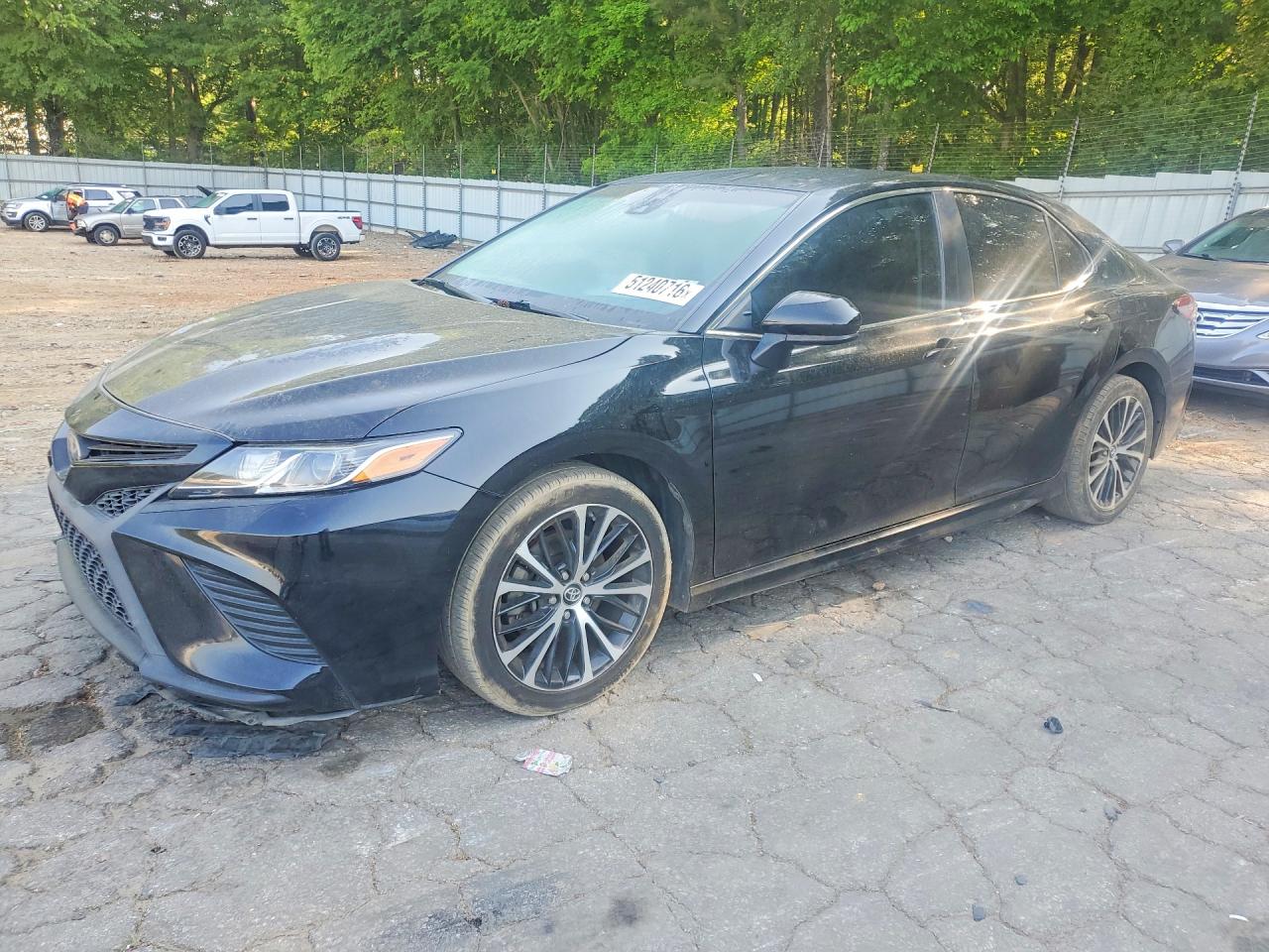 2018 TOYOTA CAMRY