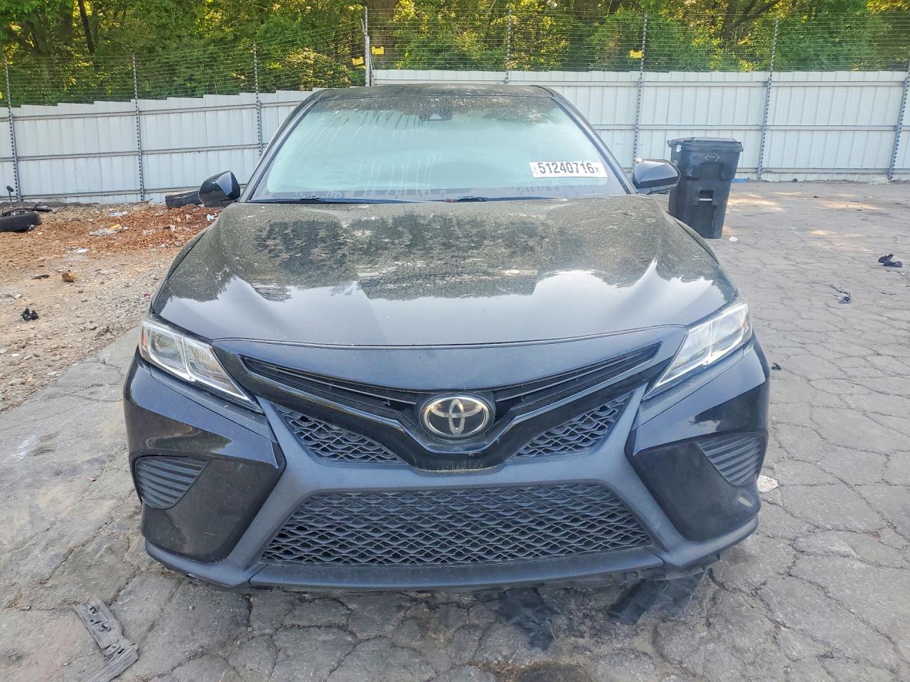 2018 TOYOTA CAMRY SE photo 13