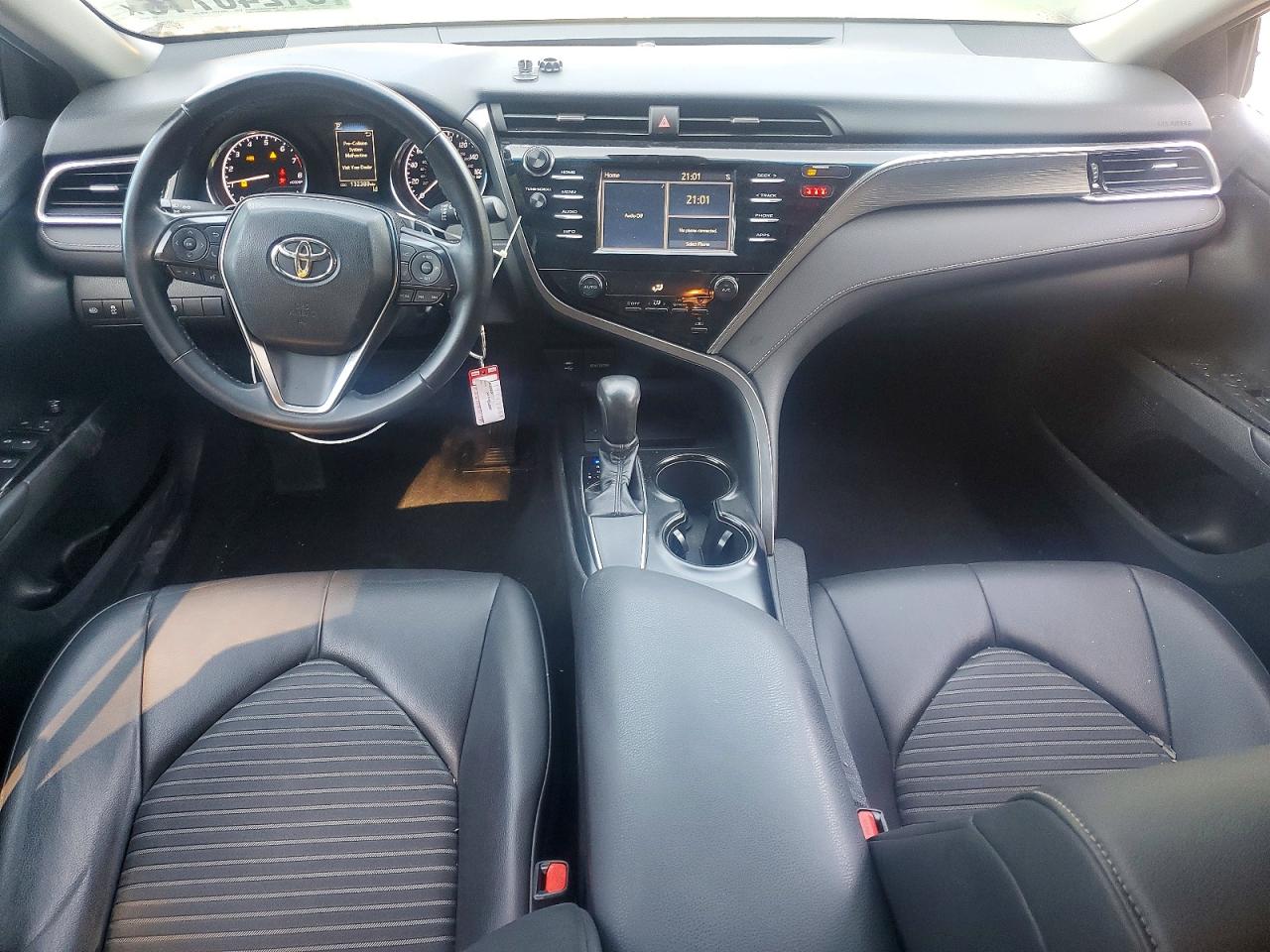 2018 TOYOTA CAMRY SE photo 22