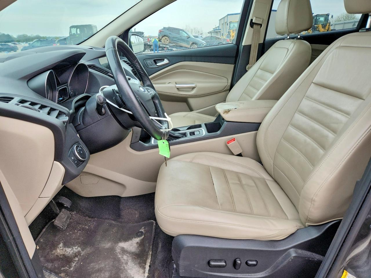 2017 FORD ESCAPE SE photo 7