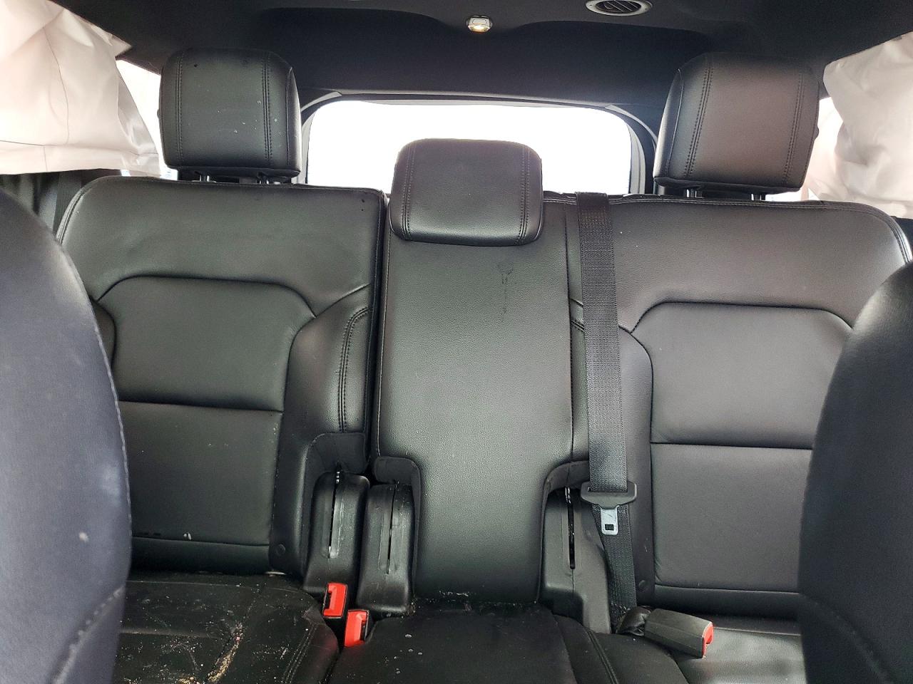 2017 FORD EXPLORER XLT photo 28