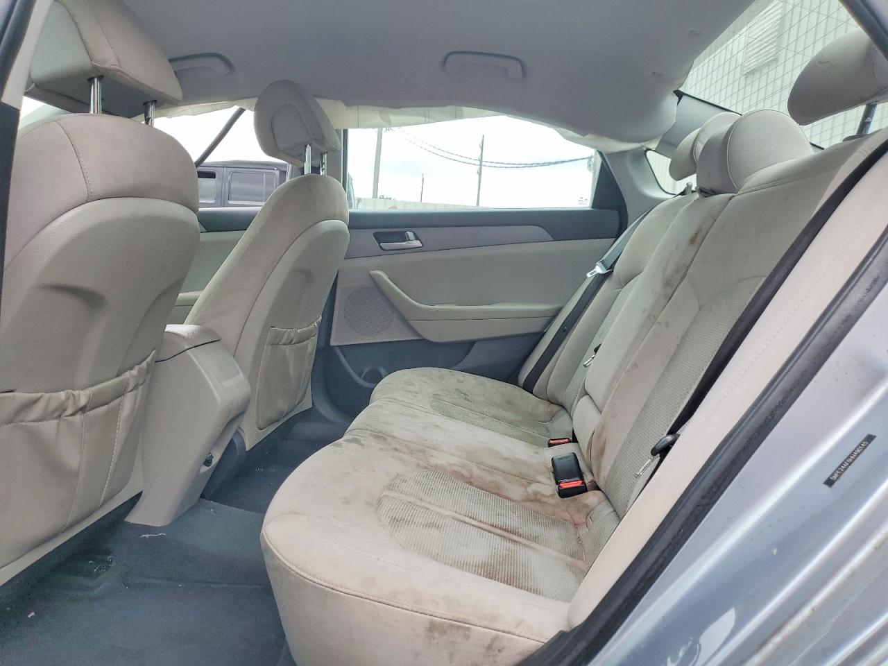 2017 HYUNDAI SONATA SE photo 10
