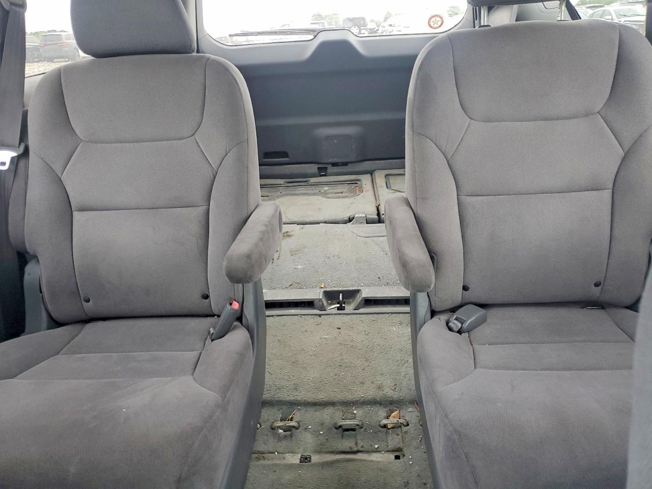 2006 HONDA ODYSSEY EX photo 10
