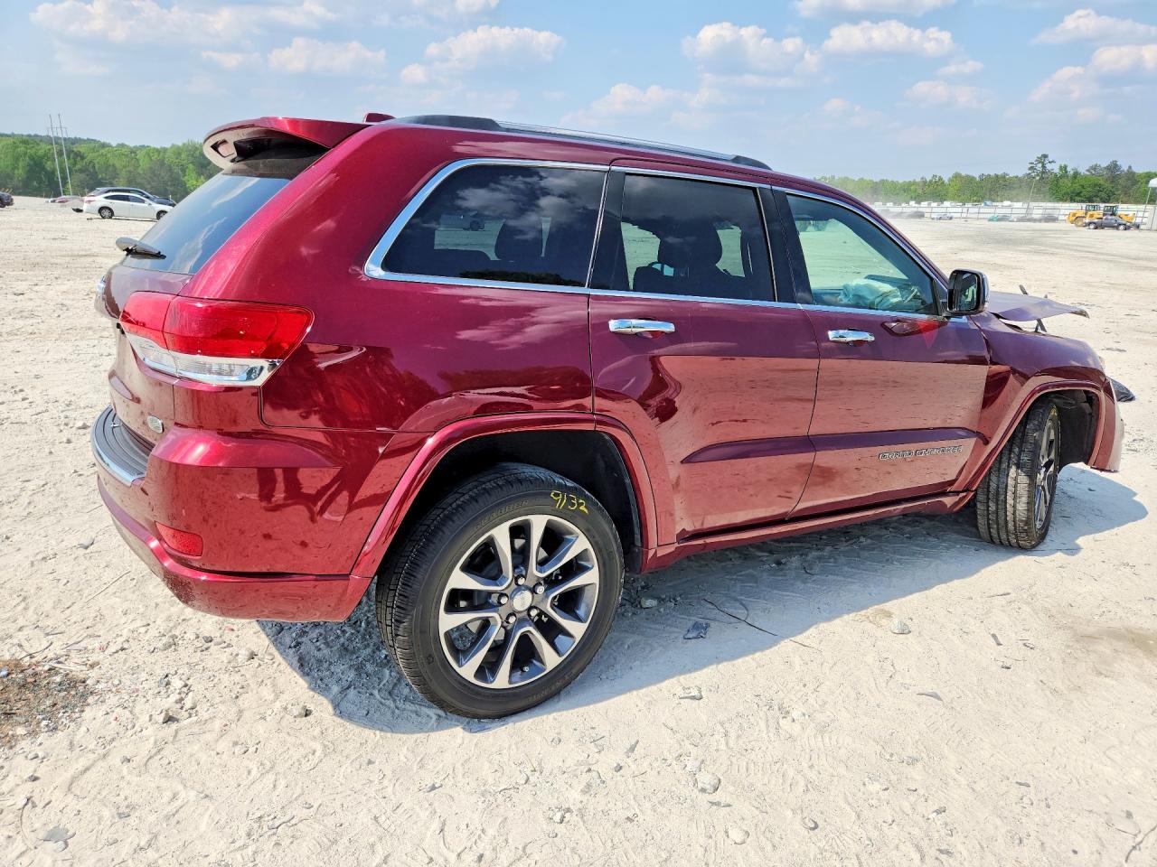 2018 JEEP GRAND CHEROKEE OVERLAND photo 5