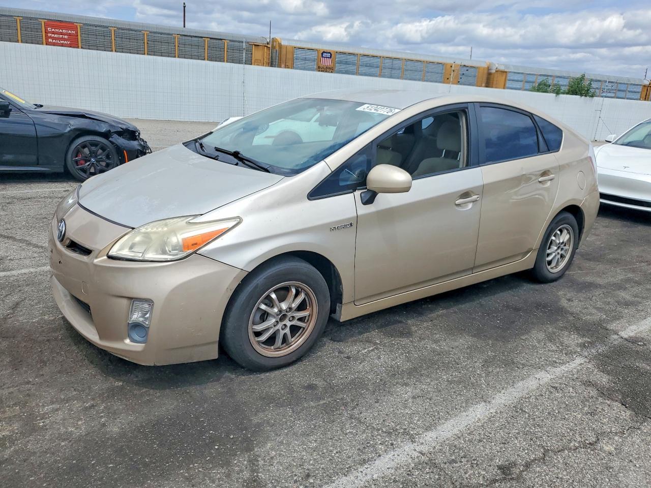 2011 TOYOTA PRIUS