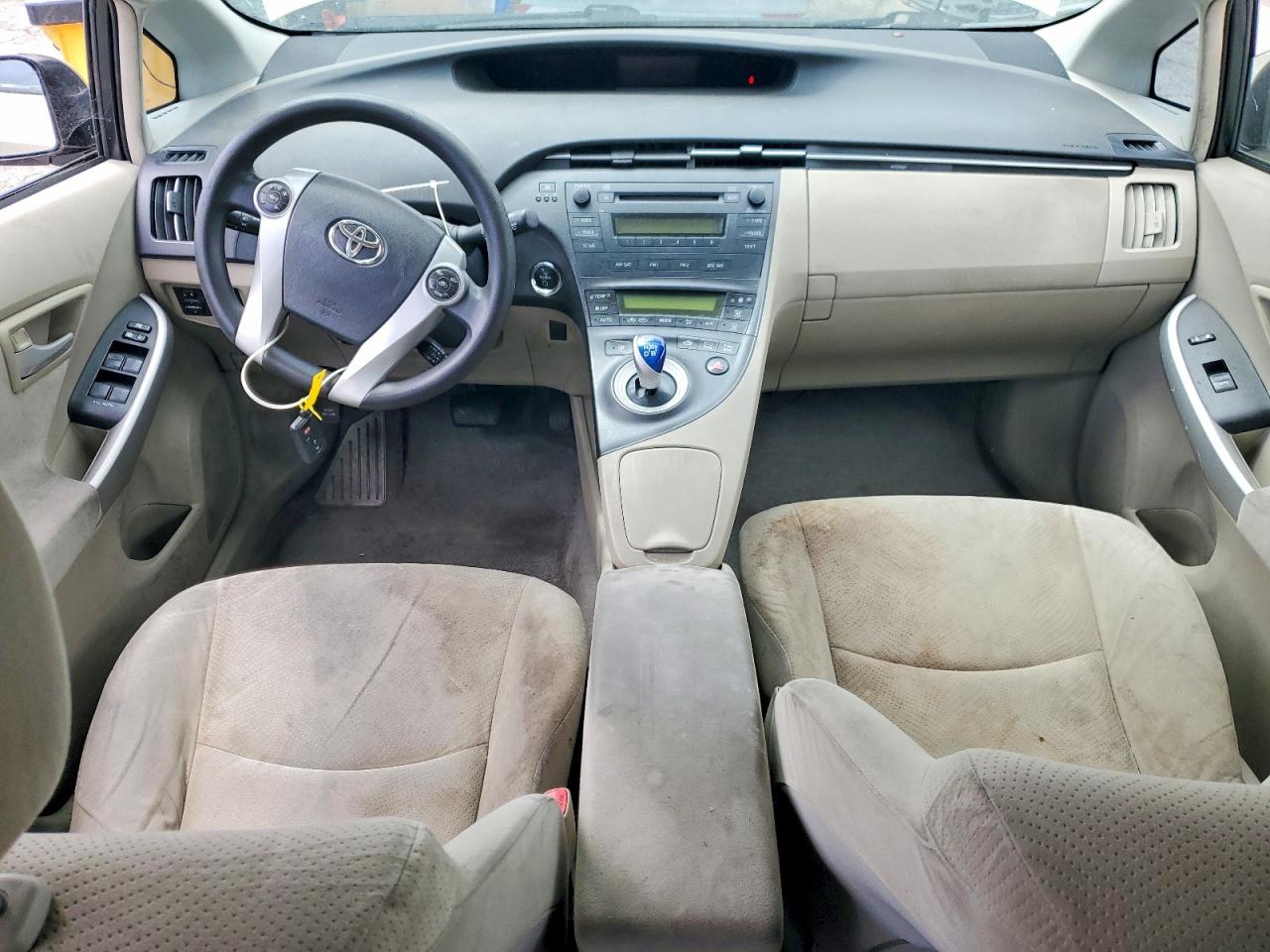 2011 TOYOTA PRIUS TWO photo 22