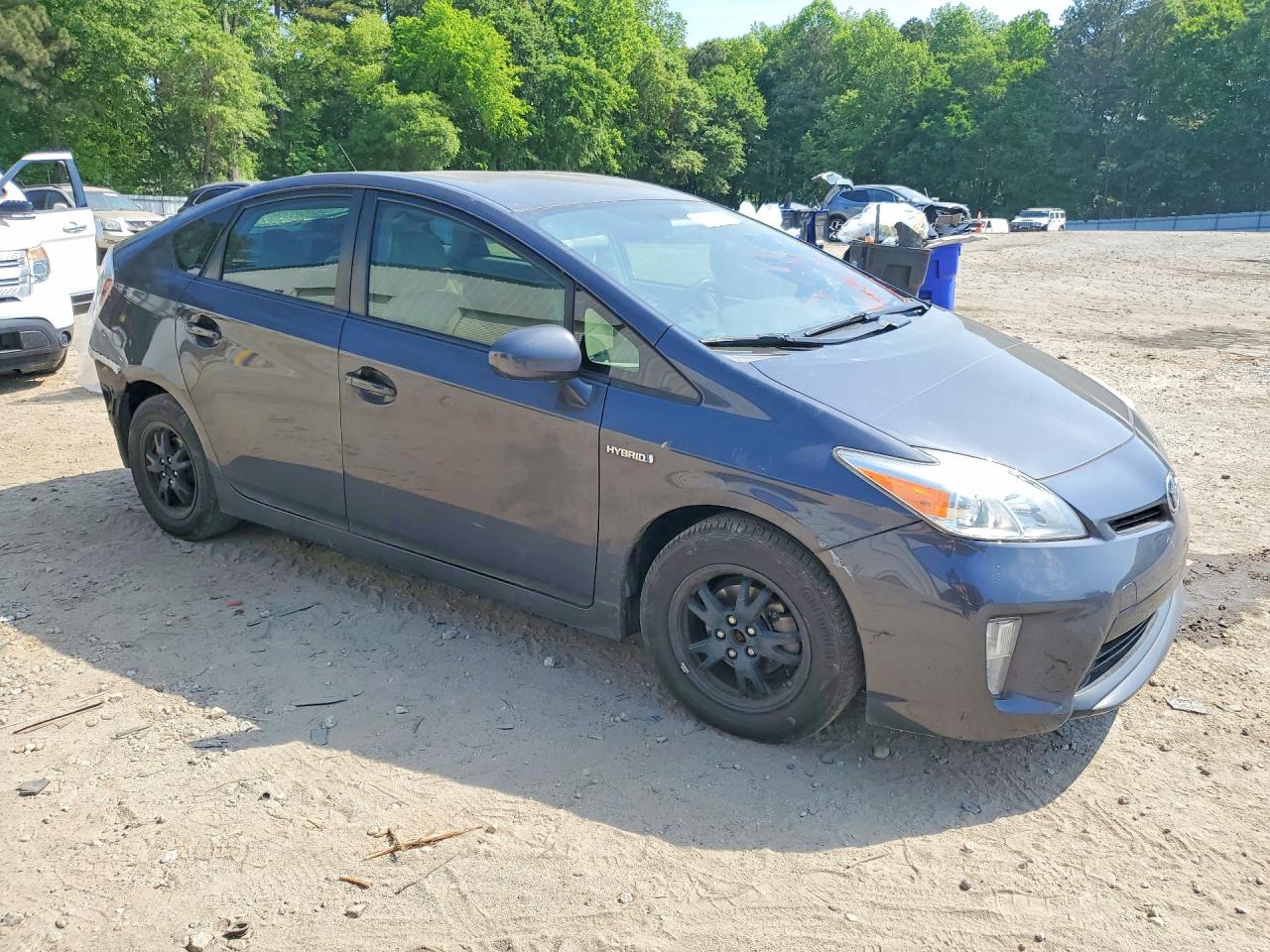 2015 TOYOTA PRIUS TWO photo 7