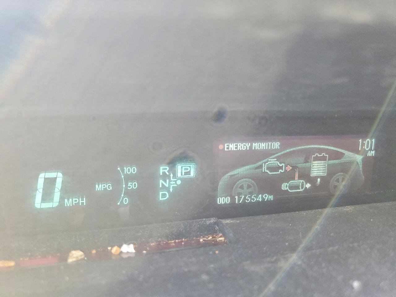2015 TOYOTA PRIUS TWO photo 17