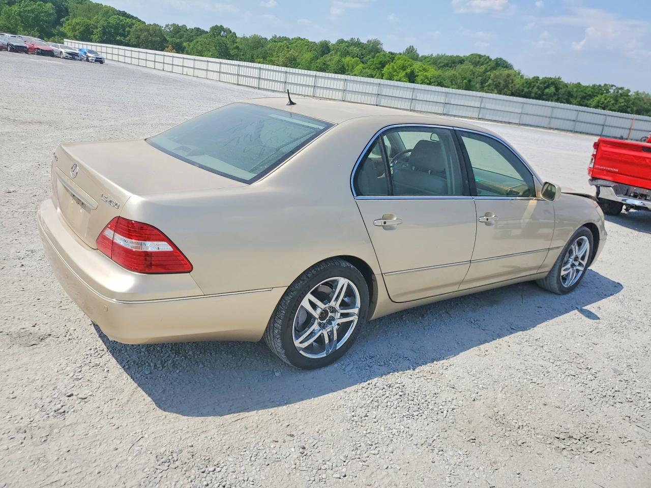 2004 LEXUS LS 430 photo 5