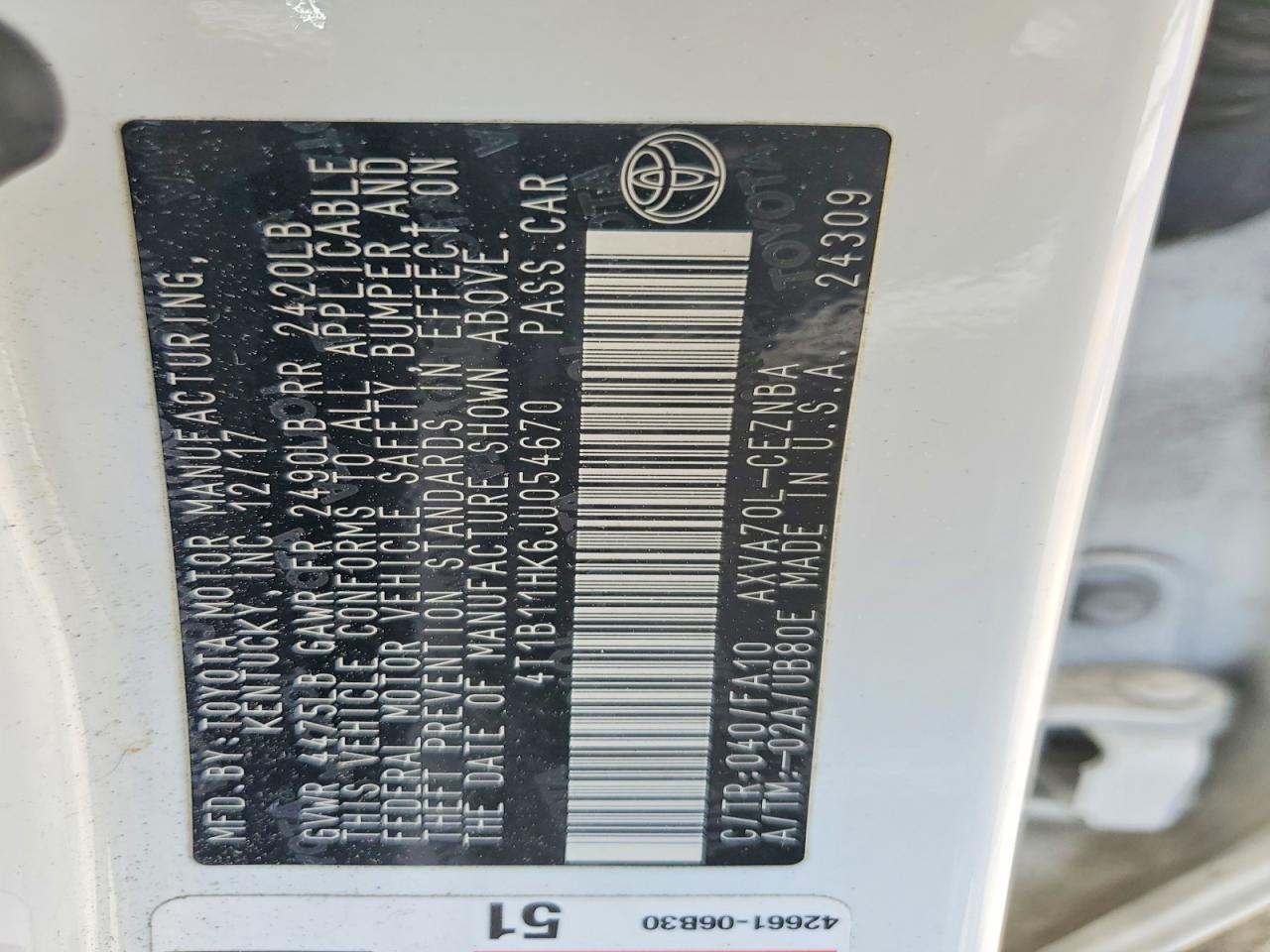 2018 TOYOTA CAMRY LE photo 12