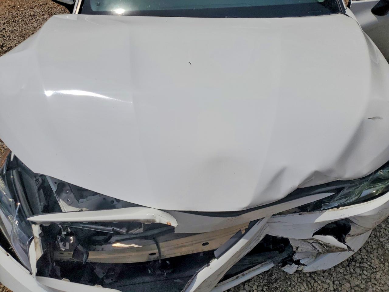 2018 TOYOTA CAMRY LE photo 11
