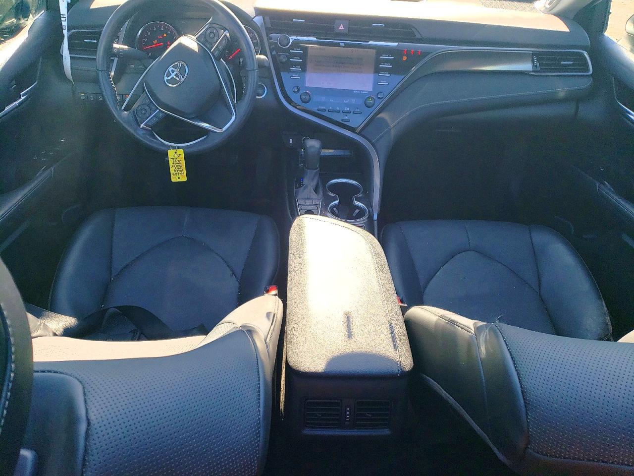 2020 TOYOTA CAMRY XSE photo 15