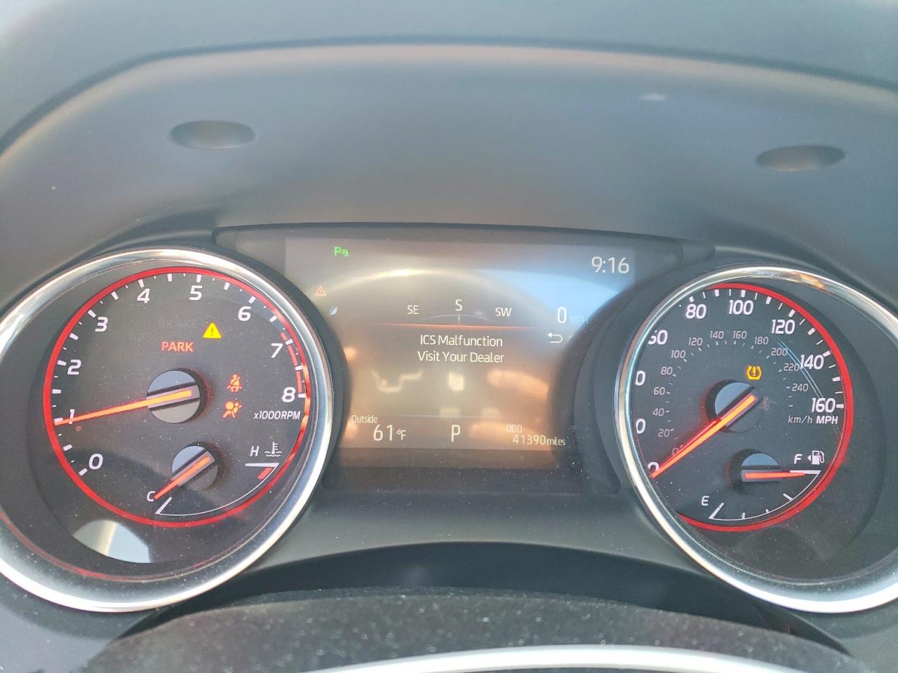 2020 TOYOTA CAMRY XSE photo 17