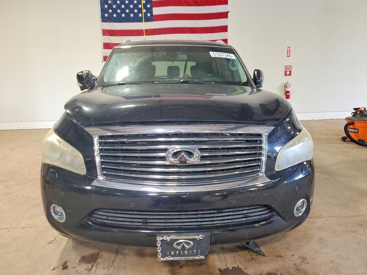 2013 INFINITI QX56 BASE photo 13