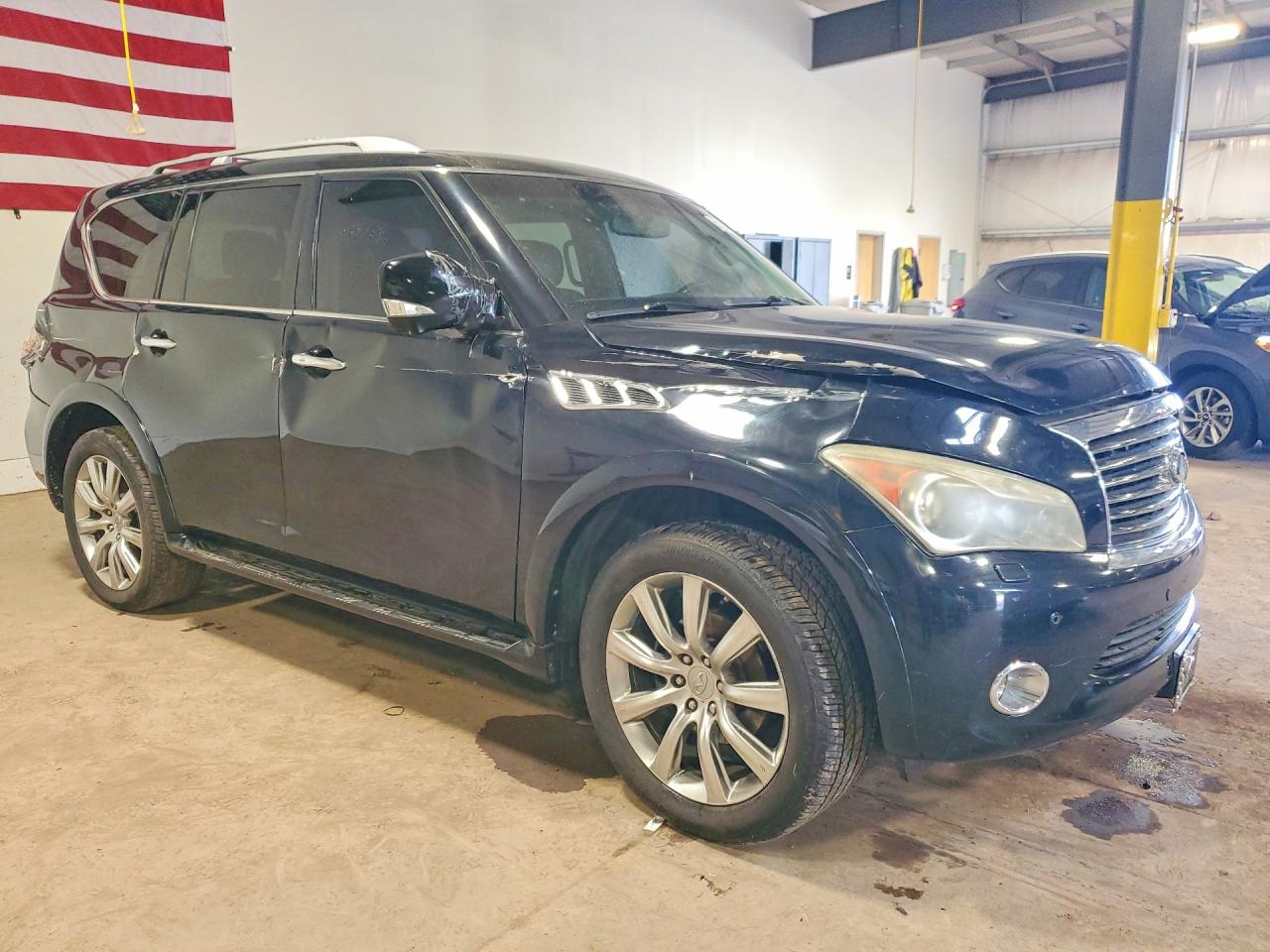 2013 INFINITI QX56 BASE photo 10