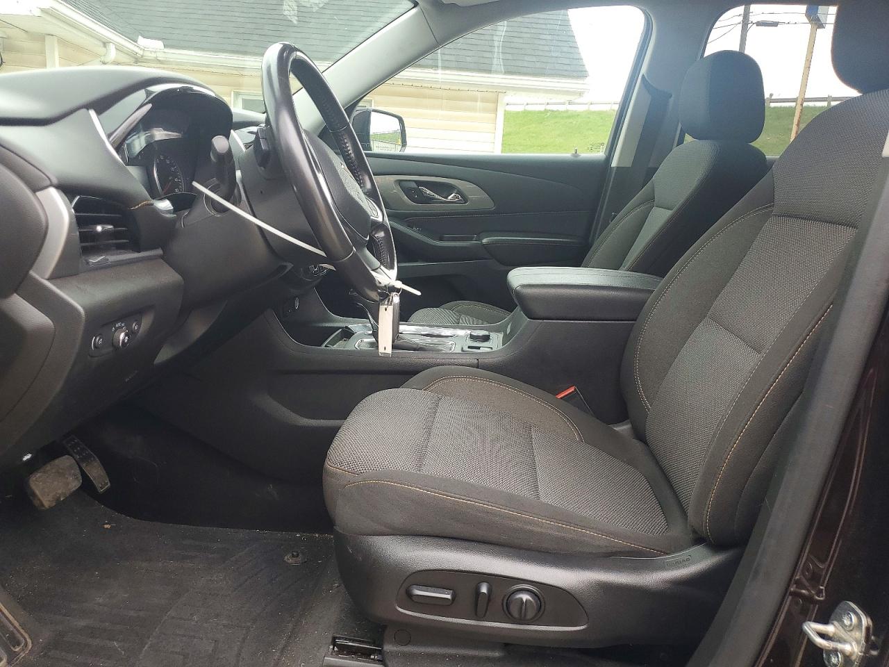 2020 CHEVROLET TRAVERSE LT photo 19